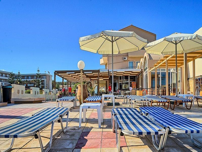 אדליאנוס קומפוס Jo An Beach Hotel מראה חיצוני תמונה