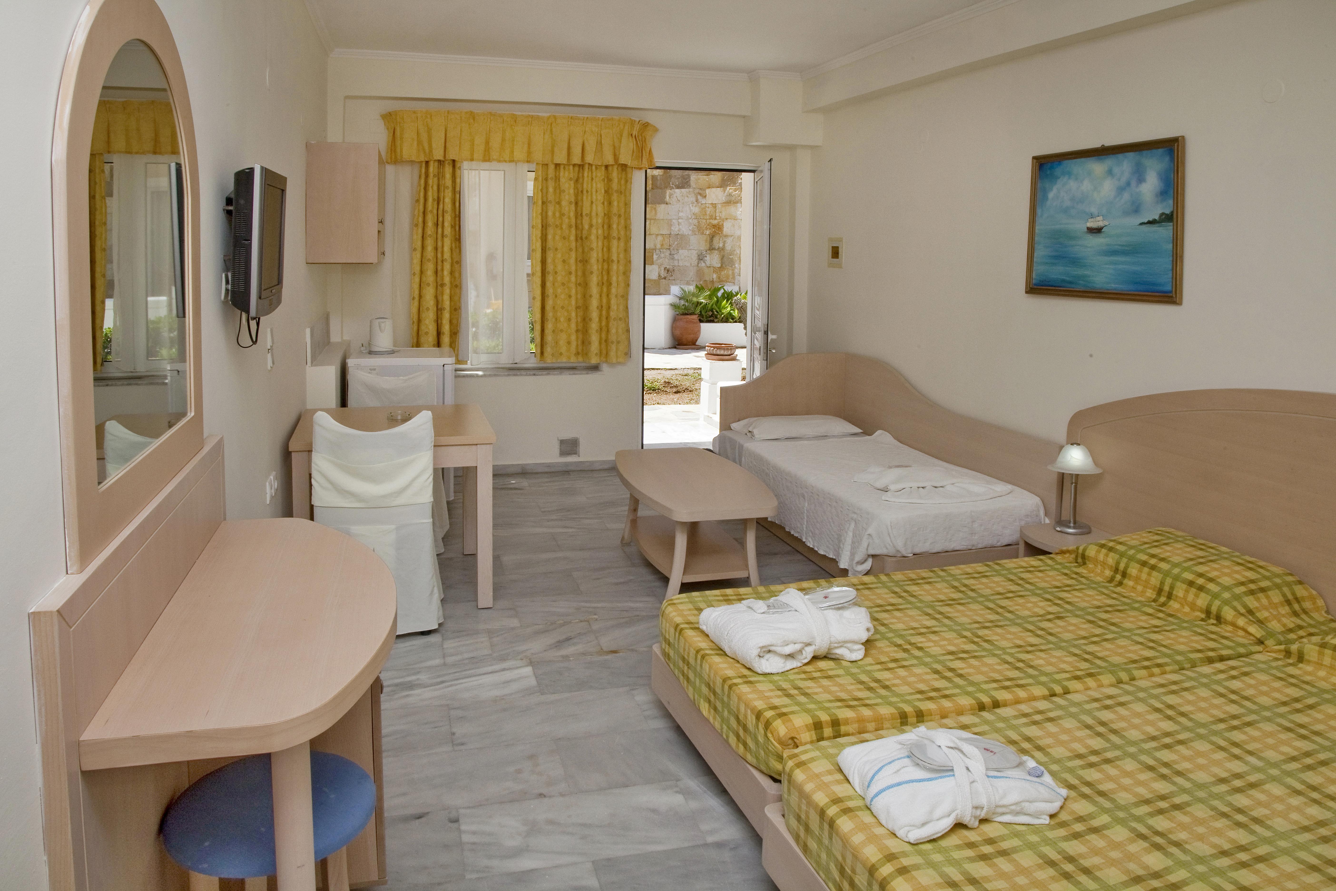 אדליאנוס קומפוס Jo An Beach Hotel מראה חיצוני תמונה