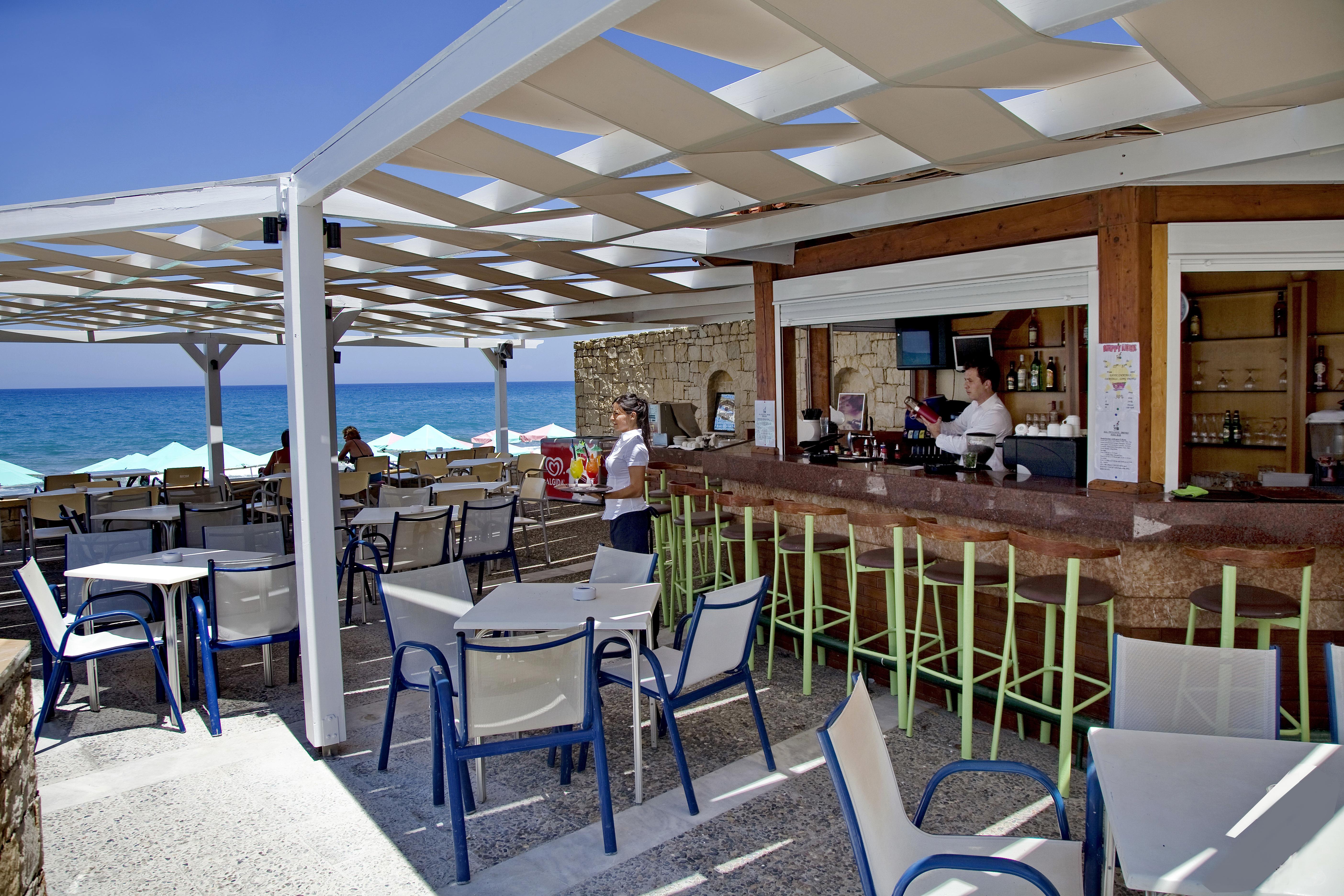 אדליאנוס קומפוס Jo An Beach Hotel מראה חיצוני תמונה