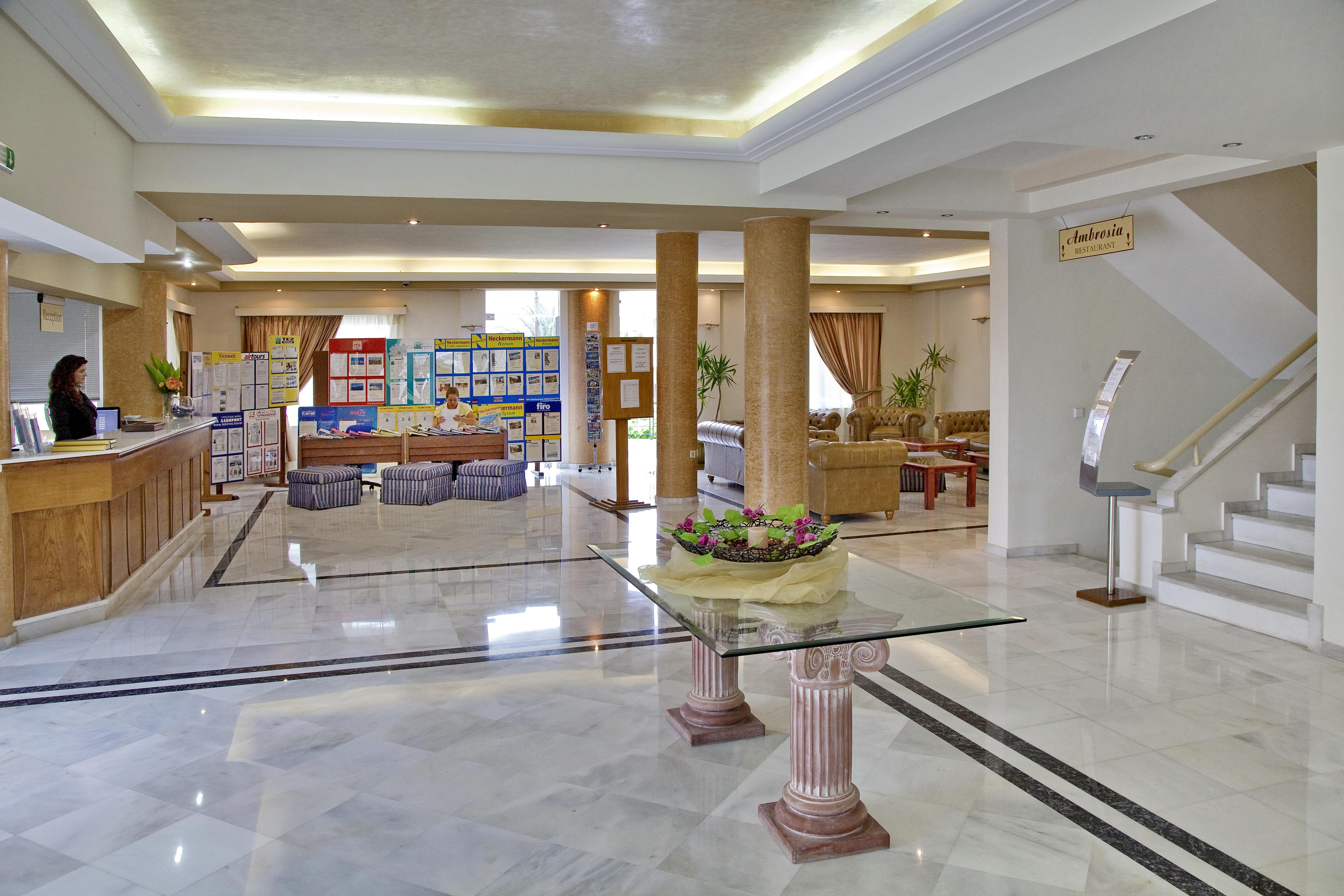 אדליאנוס קומפוס Jo An Beach Hotel מראה חיצוני תמונה