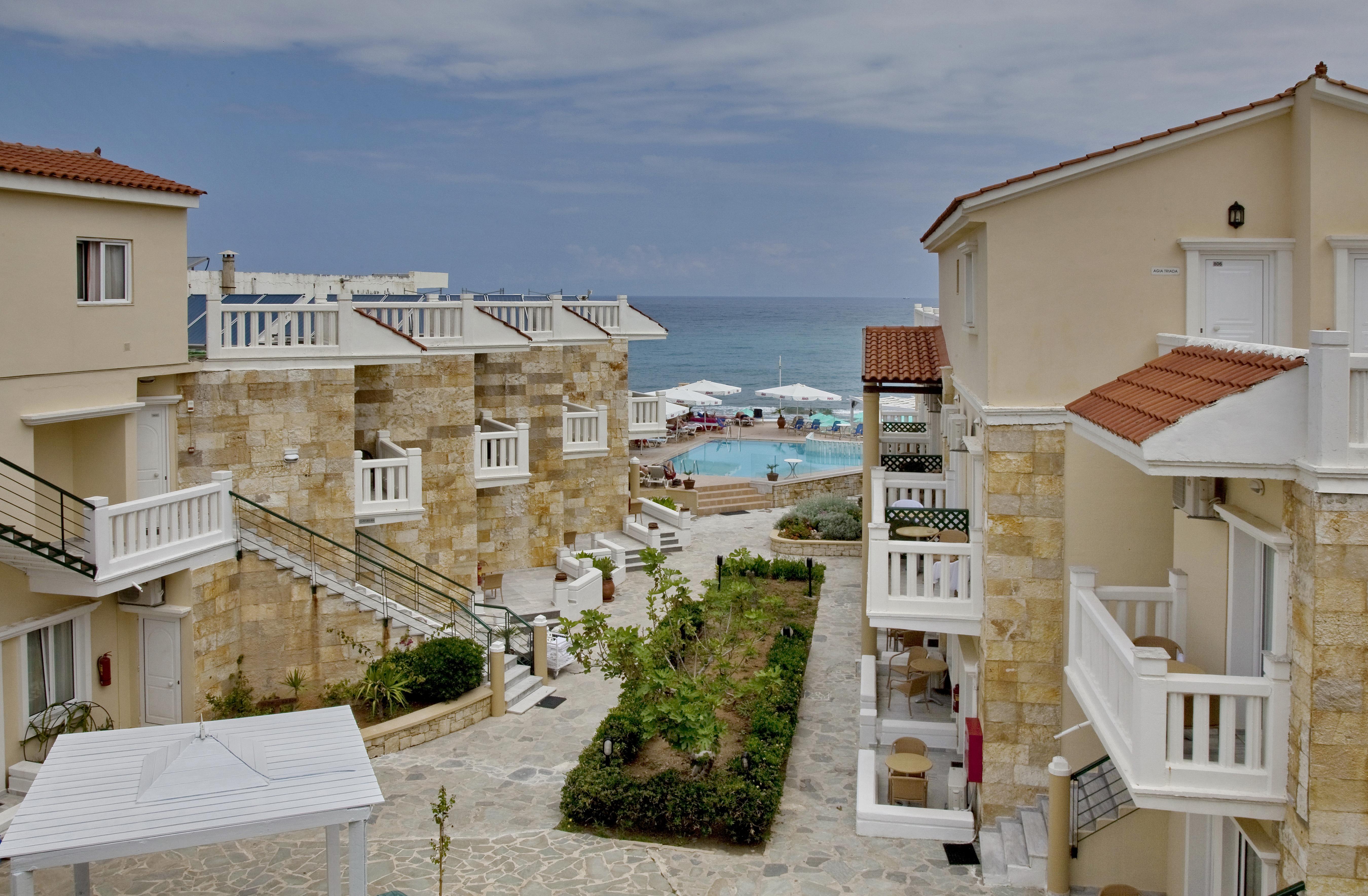 אדליאנוס קומפוס Jo An Beach Hotel מראה חיצוני תמונה