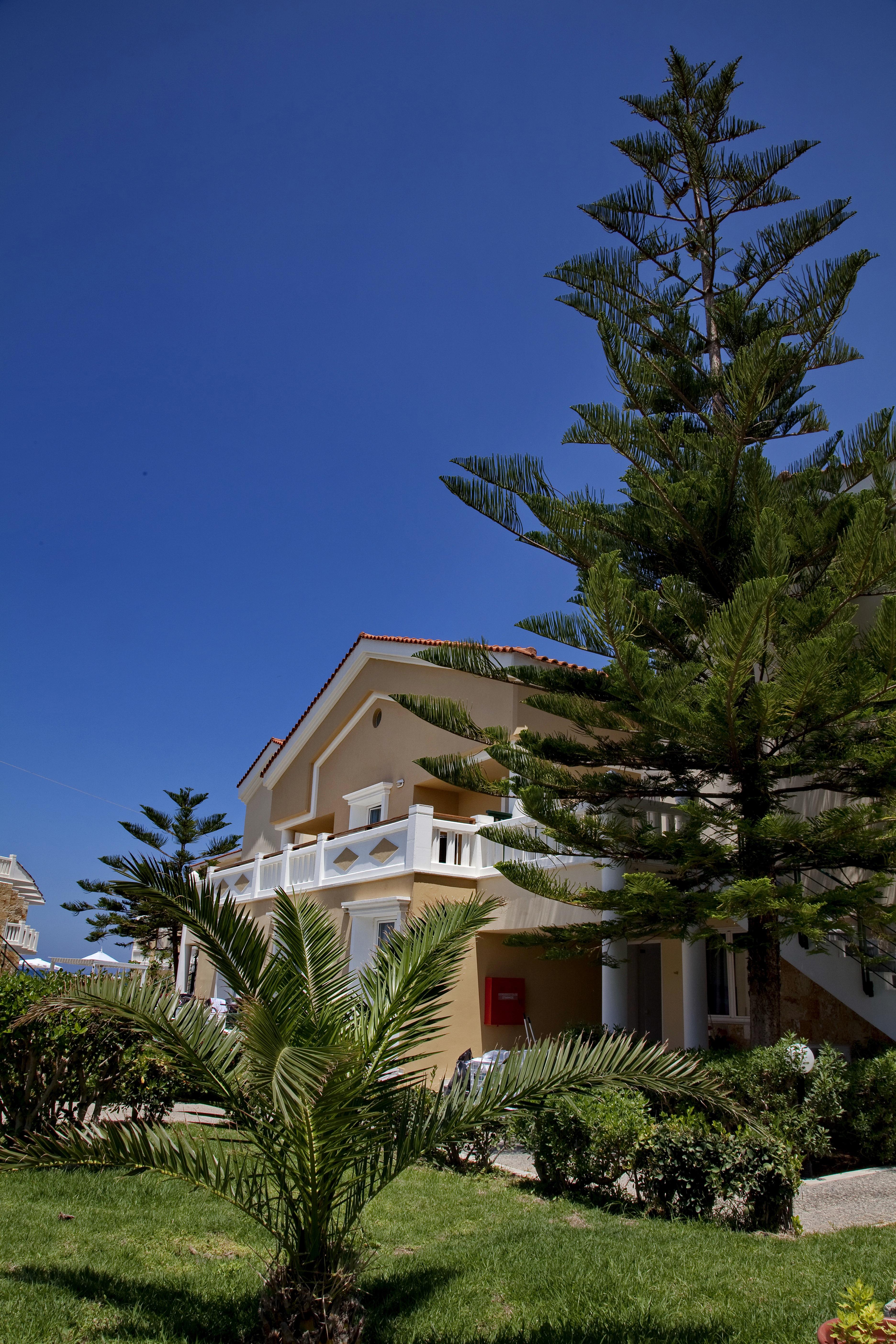אדליאנוס קומפוס Jo An Beach Hotel מראה חיצוני תמונה