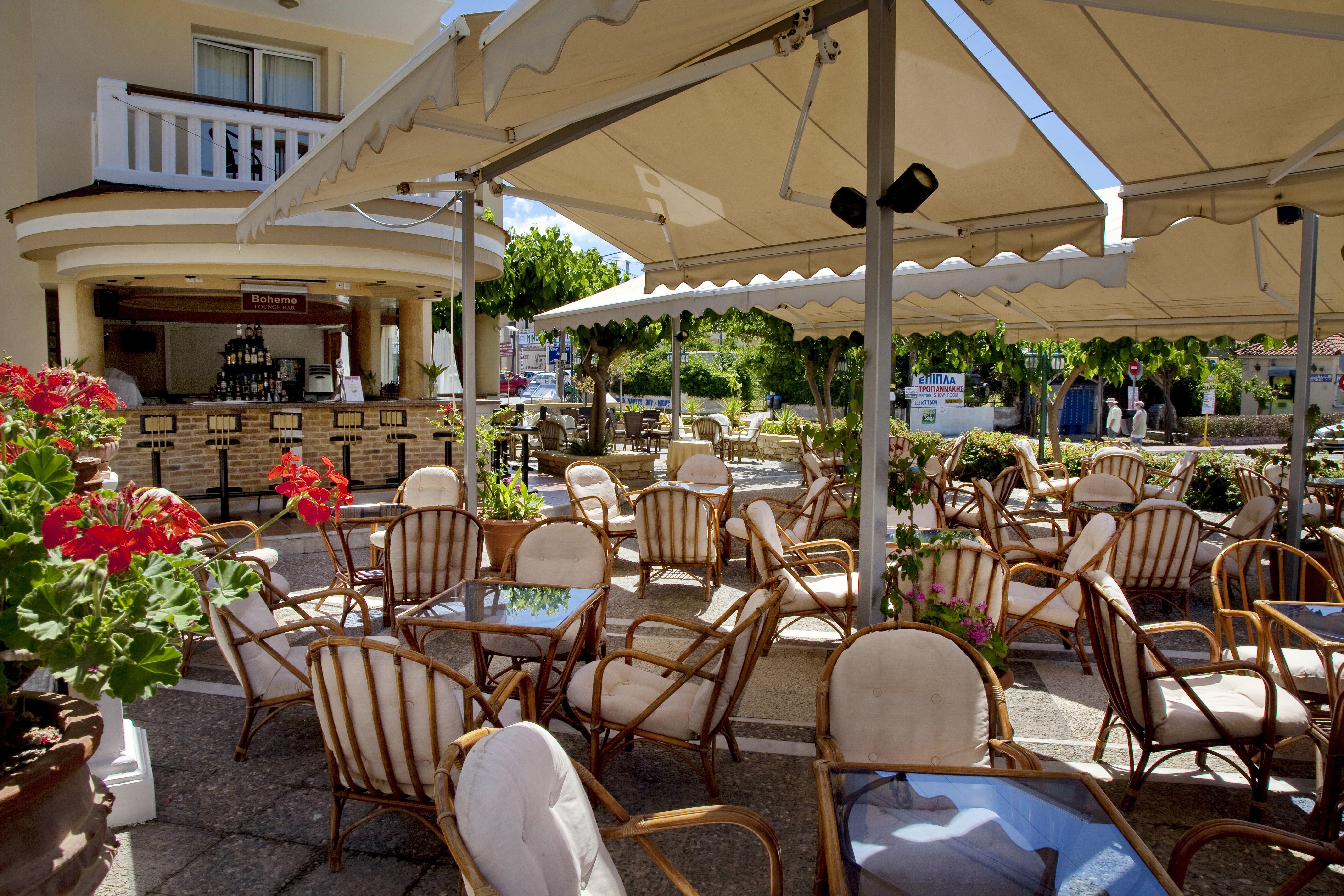אדליאנוס קומפוס Jo An Beach Hotel מראה חיצוני תמונה