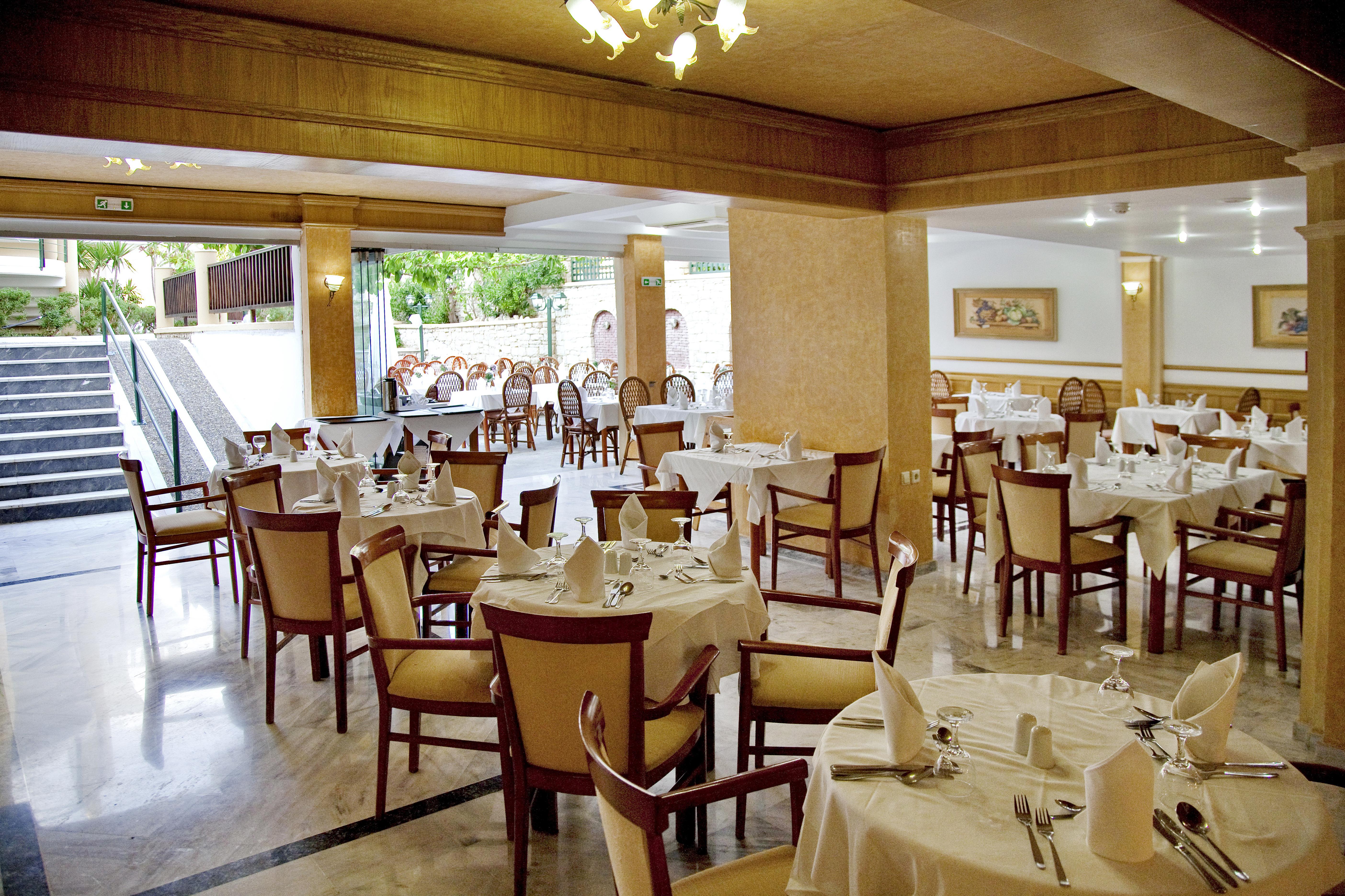 אדליאנוס קומפוס Jo An Beach Hotel מראה חיצוני תמונה